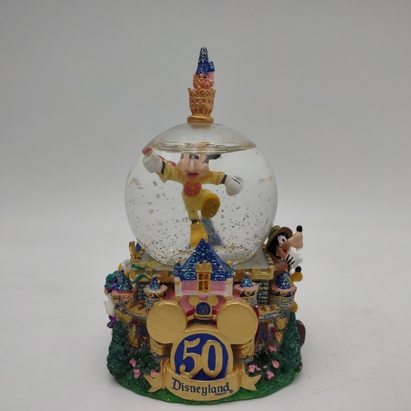 Disney Mickey Mouse & Friends "50th Anniversary Disneyland" 2005 Snow Globe - Picture 1 of 16